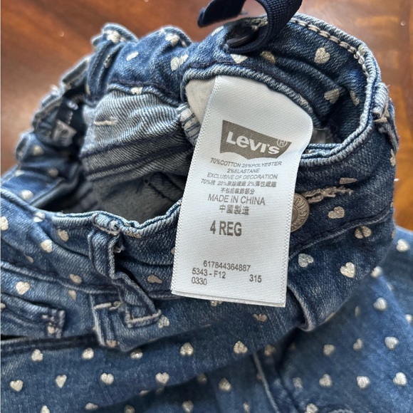 Girls size 4t Levi's - Picture 5 of 6